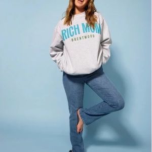 TINX Rich Mom Brentwood Crewneck Sweatshirt Size Small
